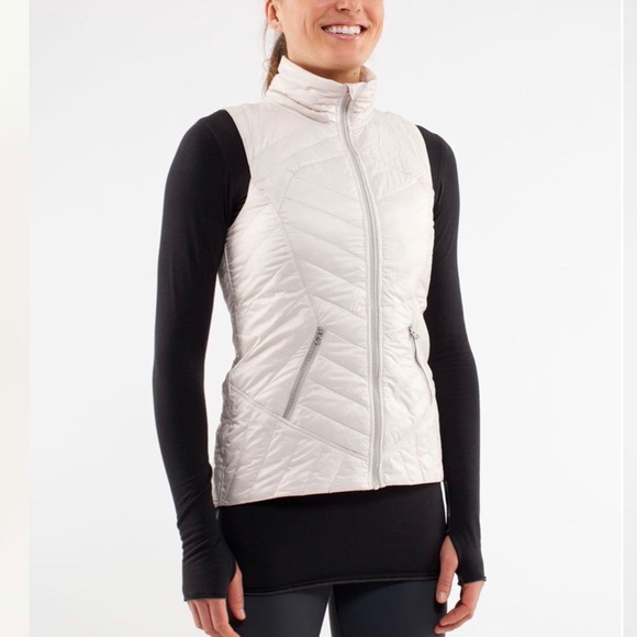 ⭐️ Lululemon Ride On Vest ⭐️ - Picture 1 of 14